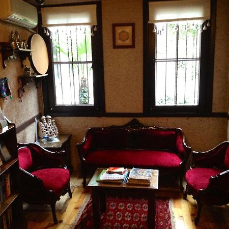 Naz Wooden House Inn Isztambul Kültér fotó