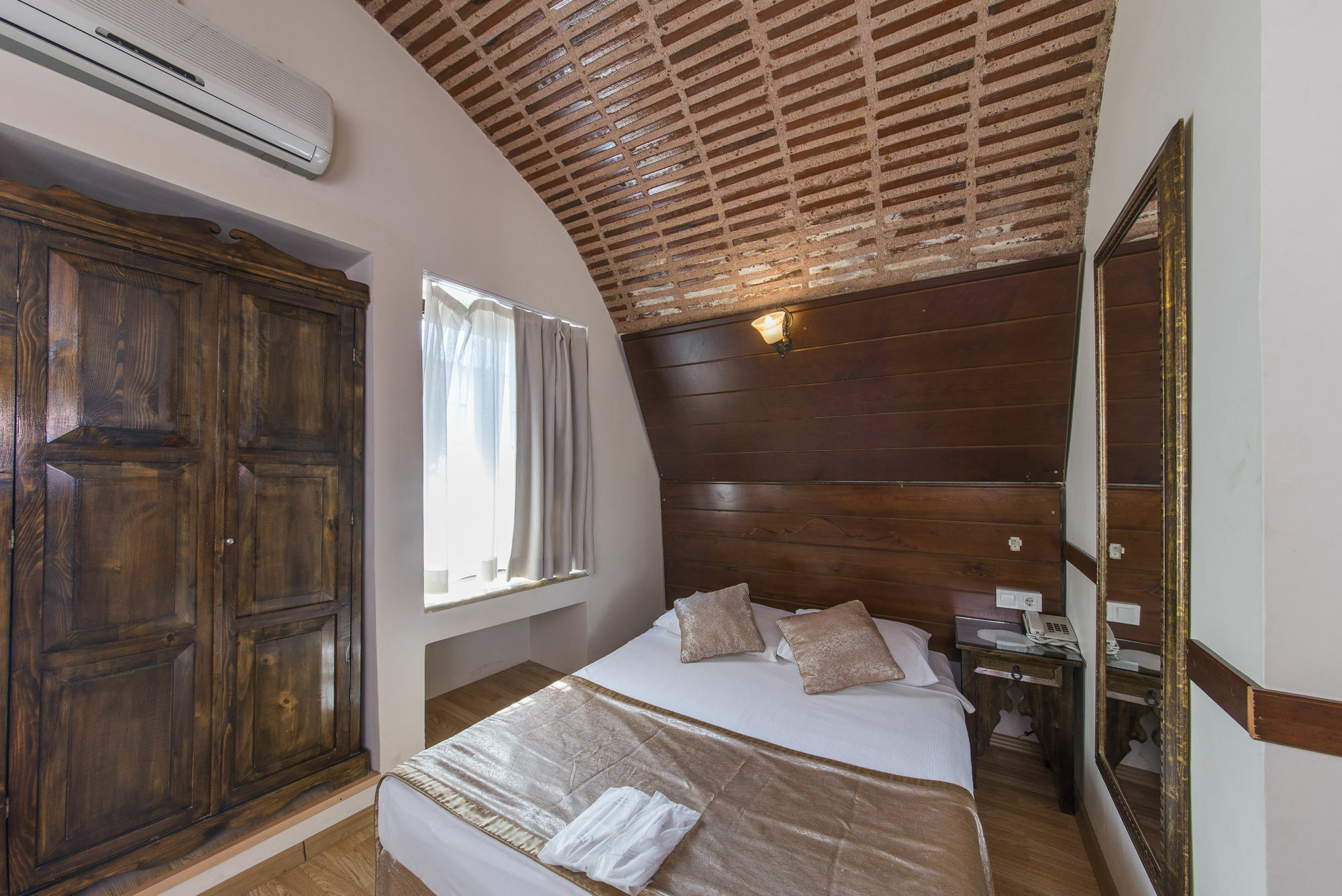 Naz Wooden House Inn Isztambul Kültér fotó